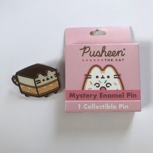 Pusheen tiramisu mystery enamel pin